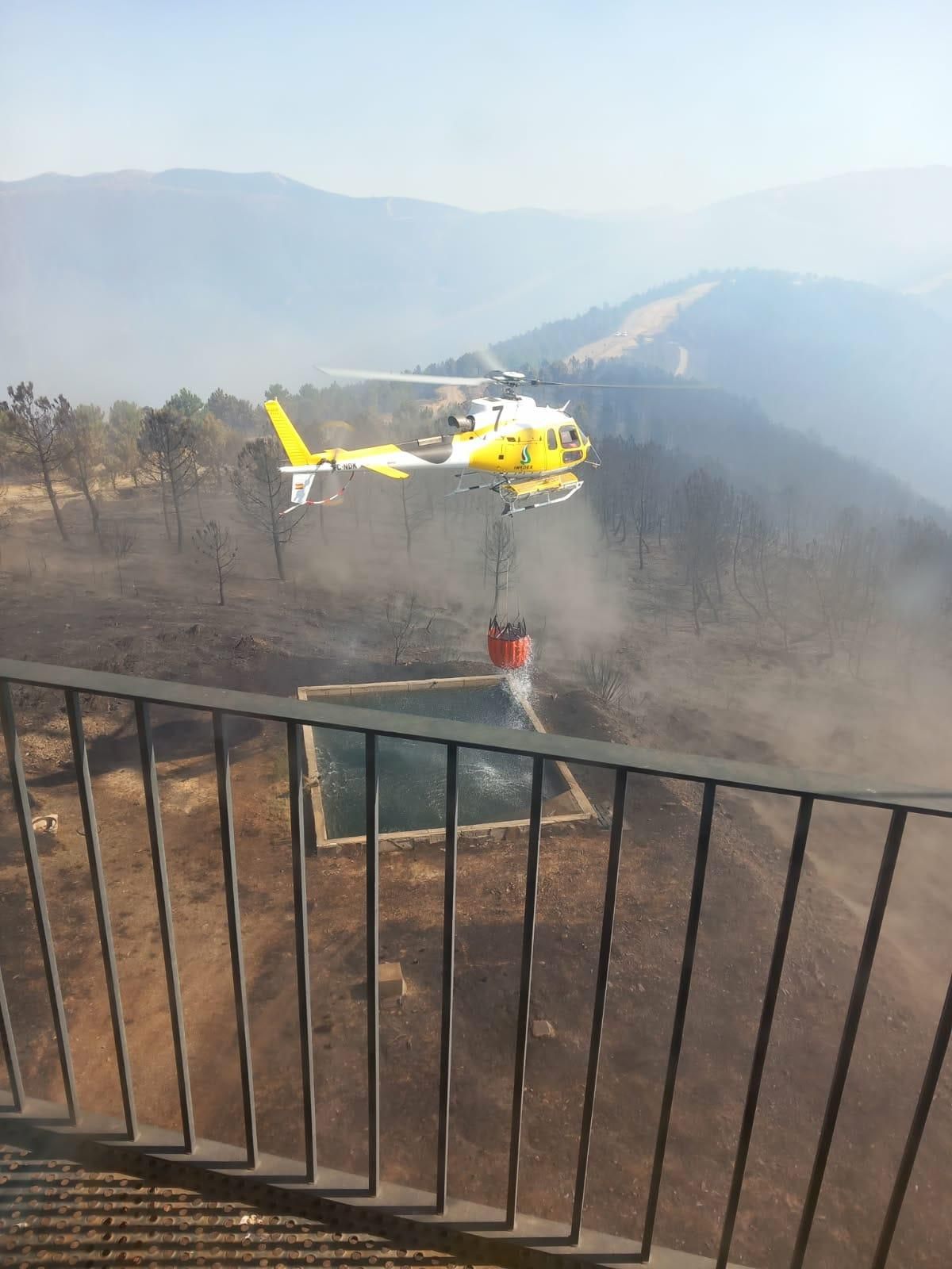 Fotogalería | Así se está desarrollando el incendio en Las Hurdes