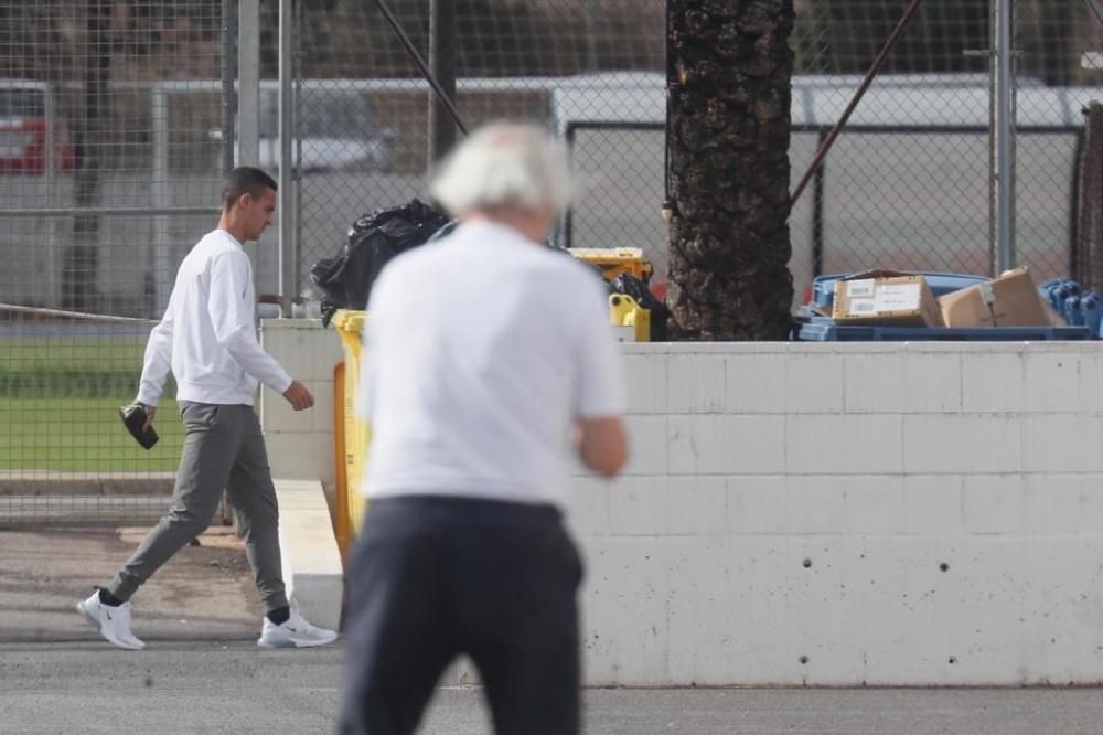 Reunión de urgencia de los capitanes en Paterna