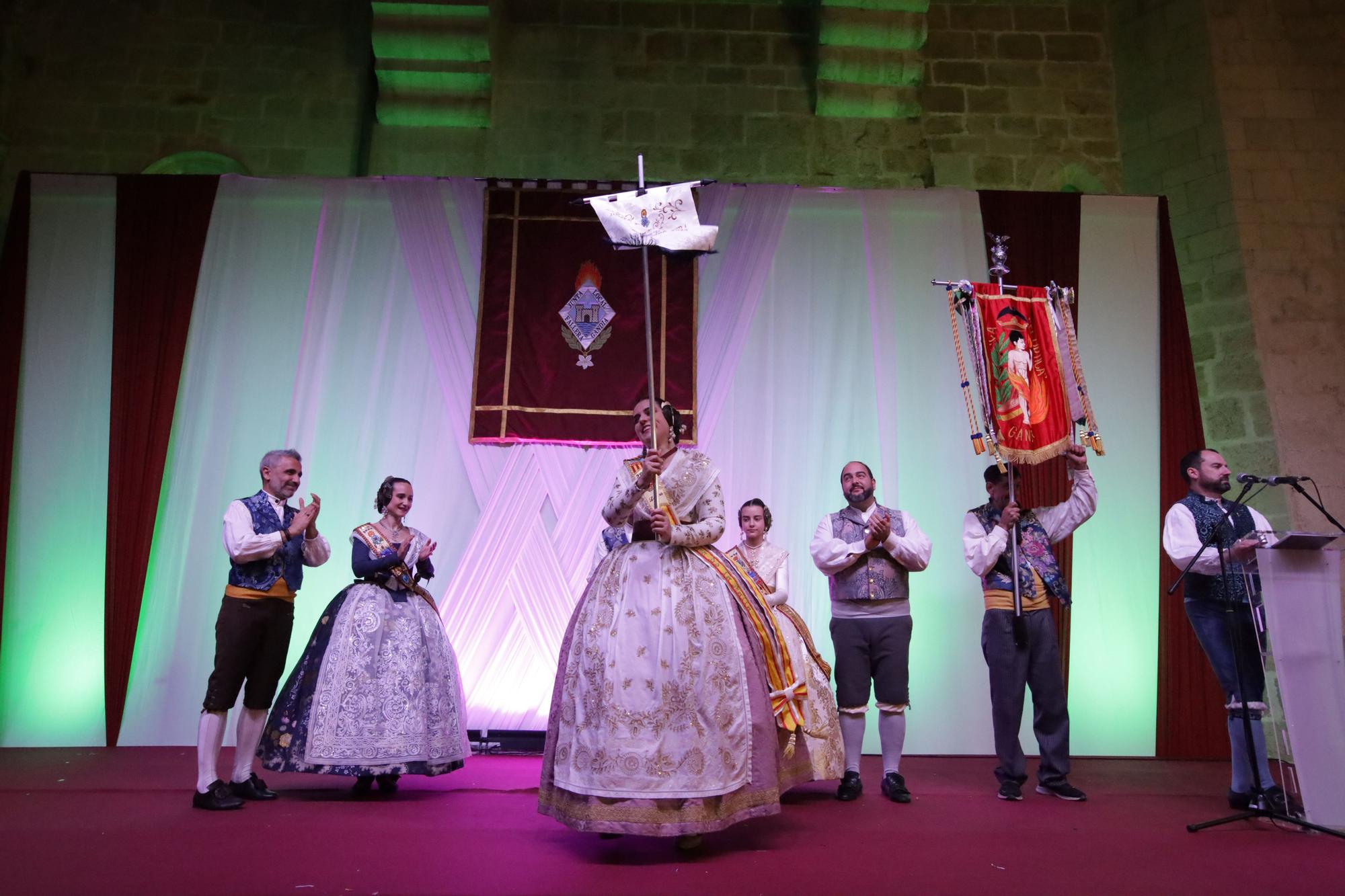 Todas las fotos de la entrega de premios falleros de Gandia