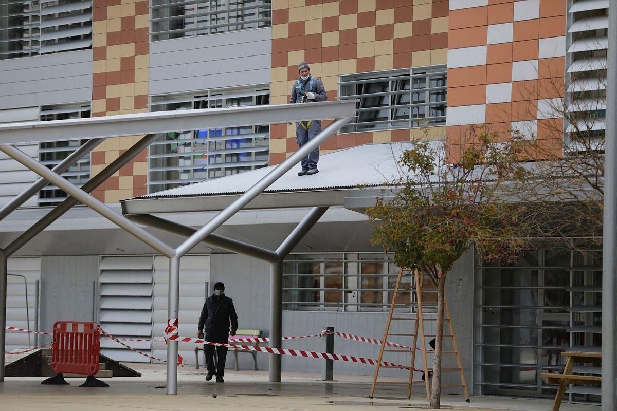 Daños causados por las fuertes rachas de viento registradas en Zaragoza por la borrasca 'Hortensia'