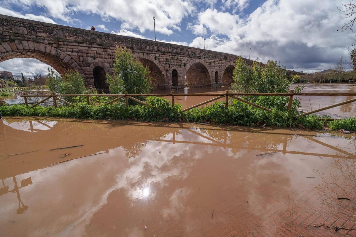 El Guadiana y el Puente Romano de Mérida: belleza pura