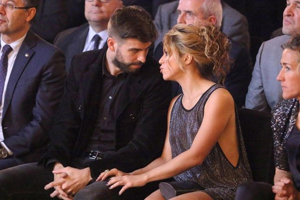 Piqué y Shakira hablan durante la 'Festa de l'esport catalá'