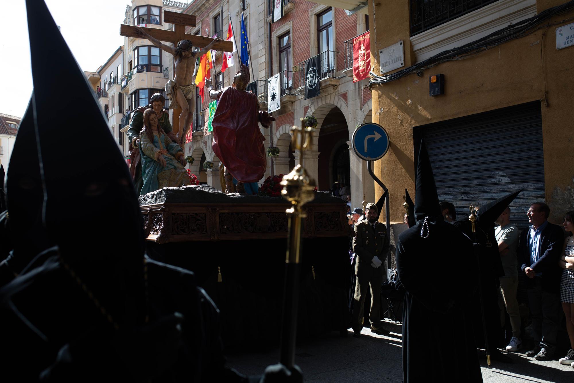 GALERIA | La procesión del Santo Entierro en imágenes