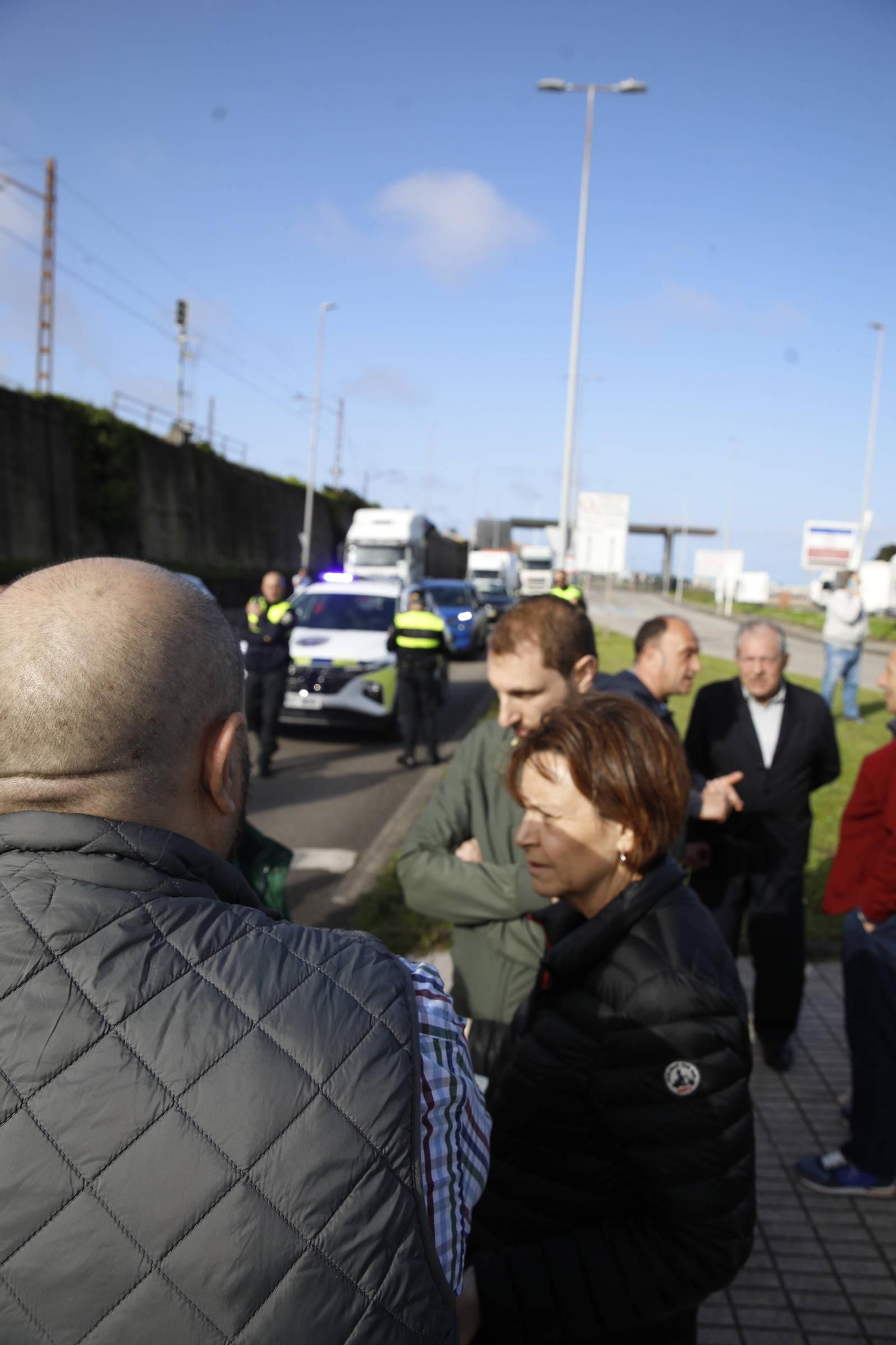 Gijón inicia las movilizaciones tras el enésimo fiasco con el vial de Jove