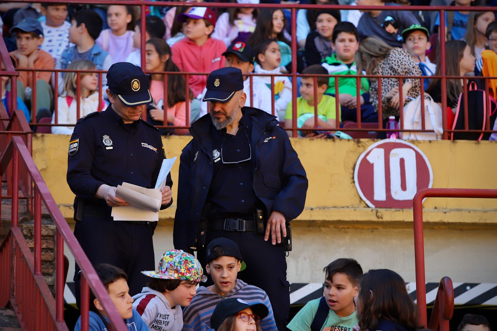 La Policía Nacional de Córdoba organiza una exhibición de medios policiales para las nuevas generaciones