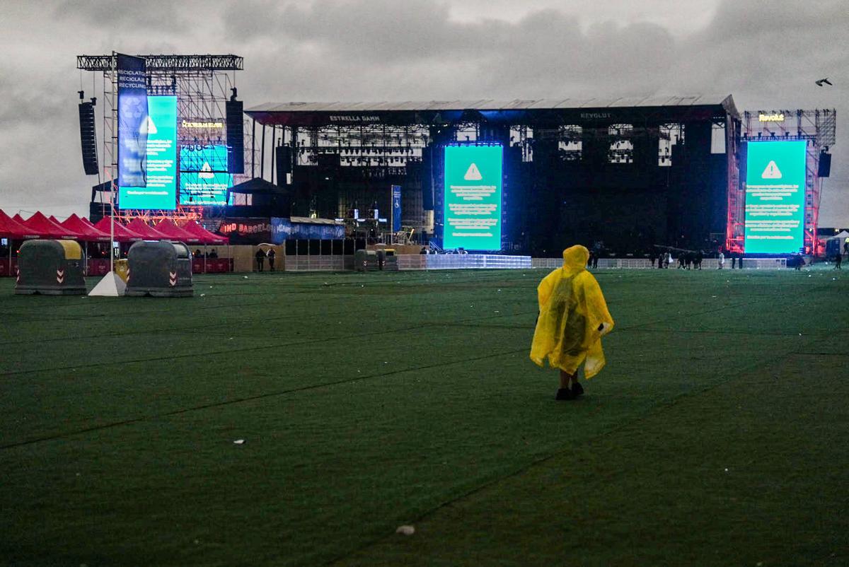 El Primavera Sound consagra el poderío de Geese en una jornada castigada por la lluvia, con suspensiones de Massive Attack, Doja Cat y Bad Gyal