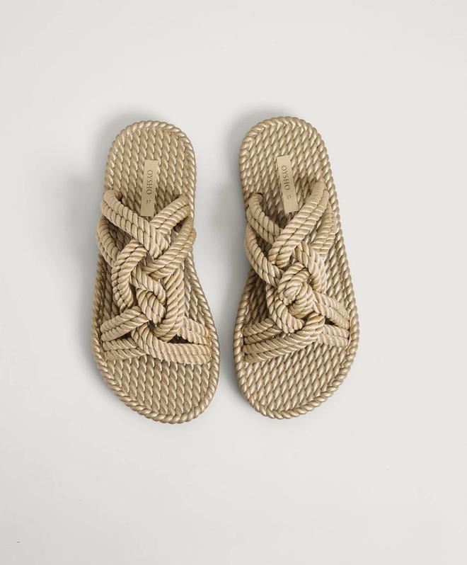 Sandalias de cuerdas, de Oysho