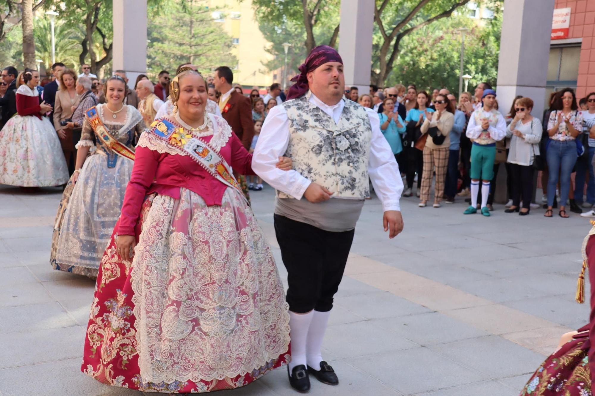 María Estela, la corte, Quart y Xirivella honran a la senyera más viajera de las Fallas