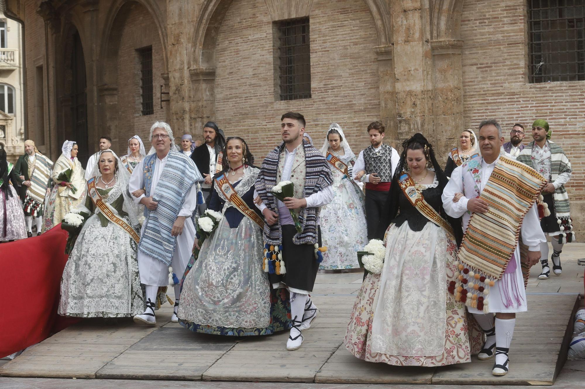 Búscate en el segundo día de ofrenda por la calle de la Paz (entre las 15:30 a las 17:00 horas)