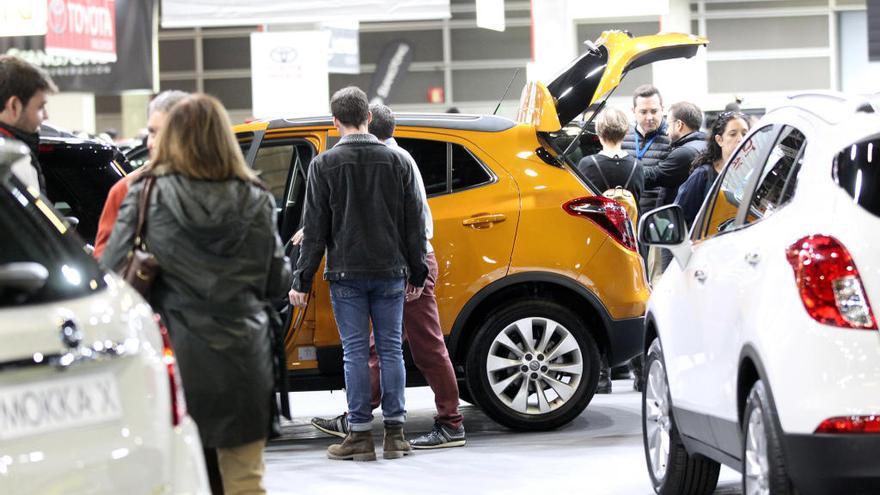 Las ventas de coches caerán este año un 3%.