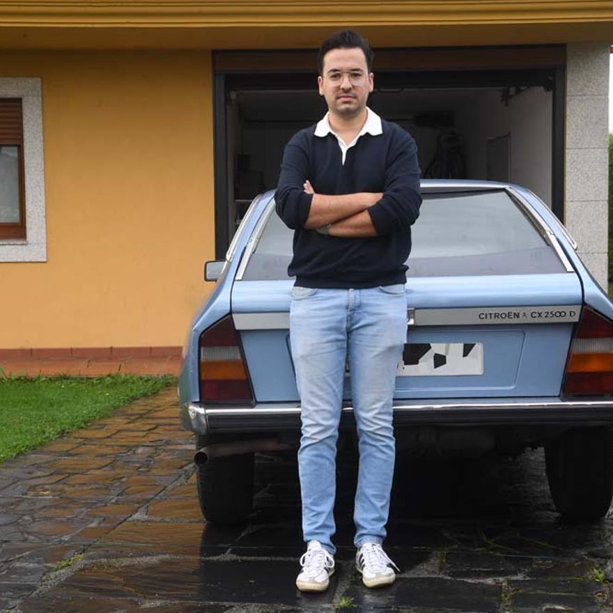 Mil kilómetros desde A Coruña por el coche del abuelo