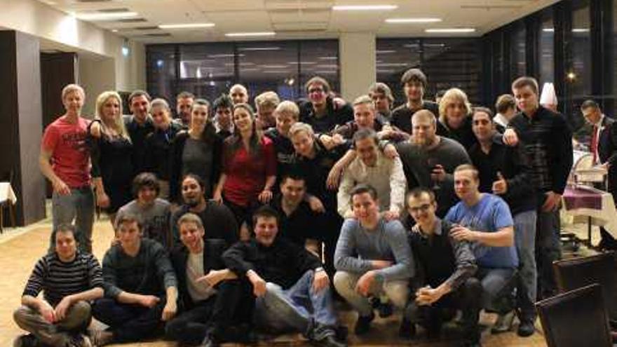 Imagen de los participantes de las tres universidades en uno de los encuentros.