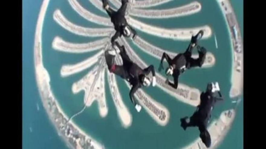 Los mejores paracaidistas del mundo conquistan Dubai