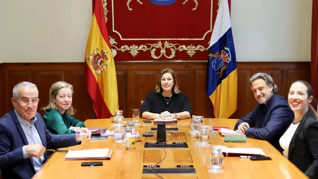 El Parlamento canario tramita por primera vez en la historia una ley propuesta por un grupo de municipios
