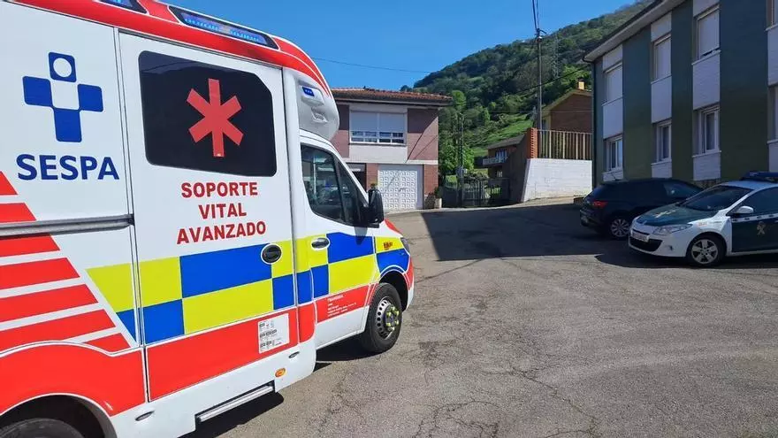 Hallan a un matrimonio tiroteado en su cama en Lena (Asturias)