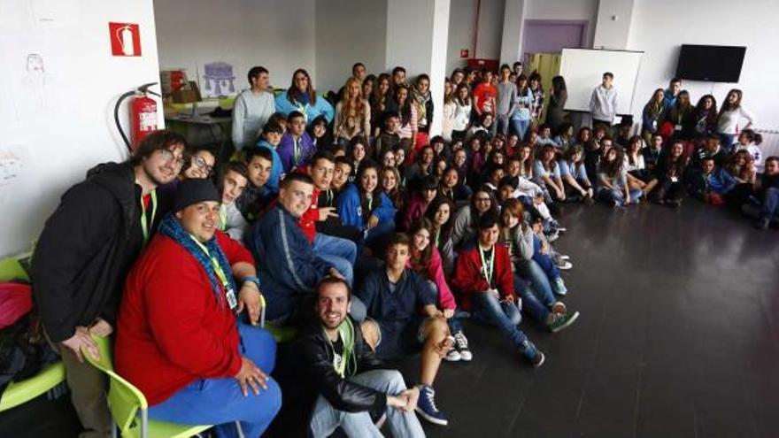 Los participantes en el Encuentro nacional Conecta Joven, ayer, en el Edificio Fuero.