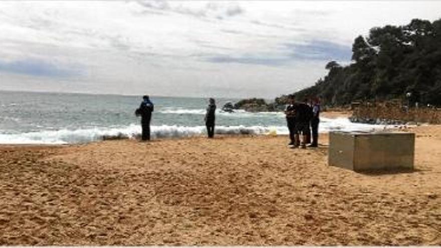 Els fets van passar a tocar de la Riera, la platja del centre de Lloret de Mar.