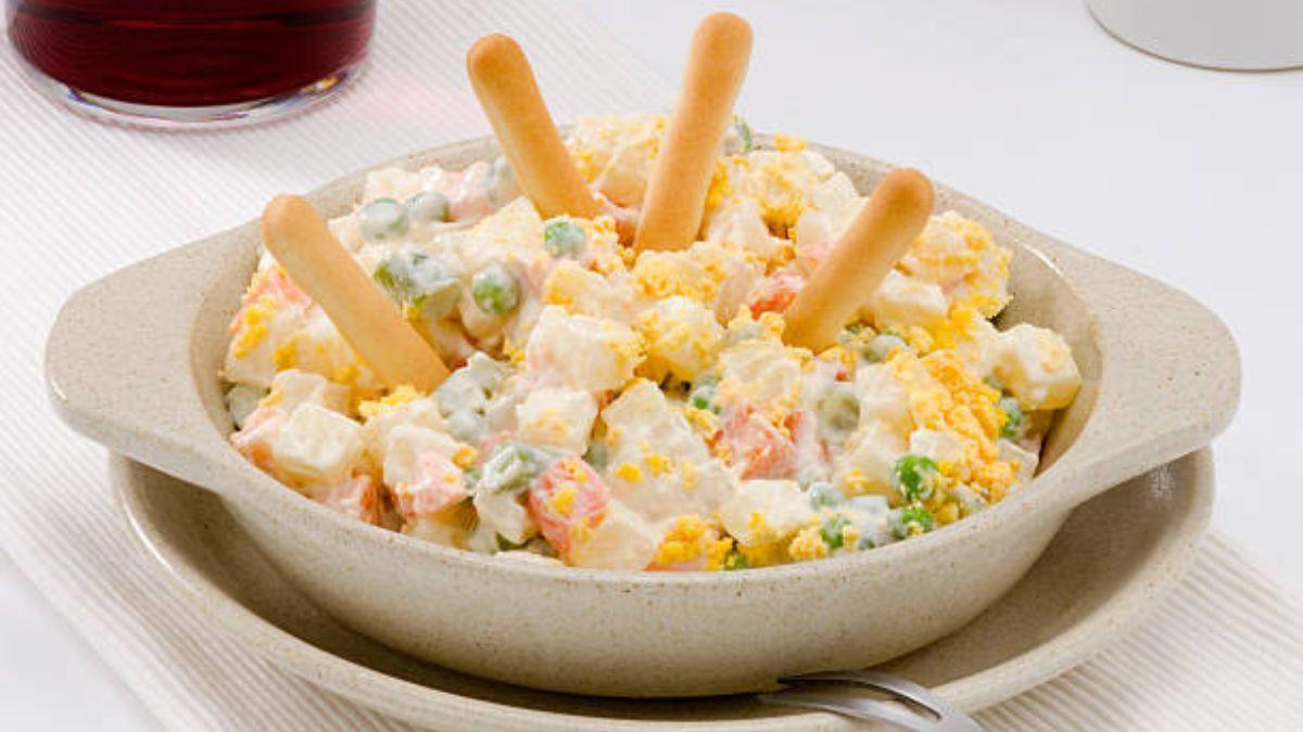 Un plato de ensaladilla rusa