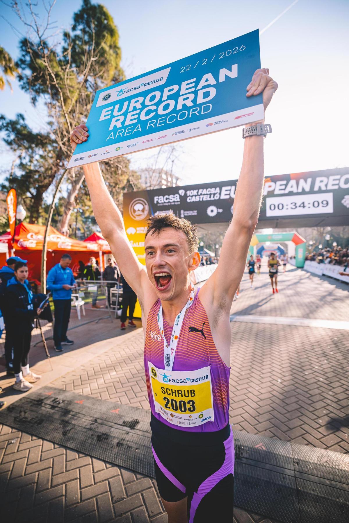 El francés Yann Schrub se llevó el récord europeo masculino de 10K en asfalto en Castelló.