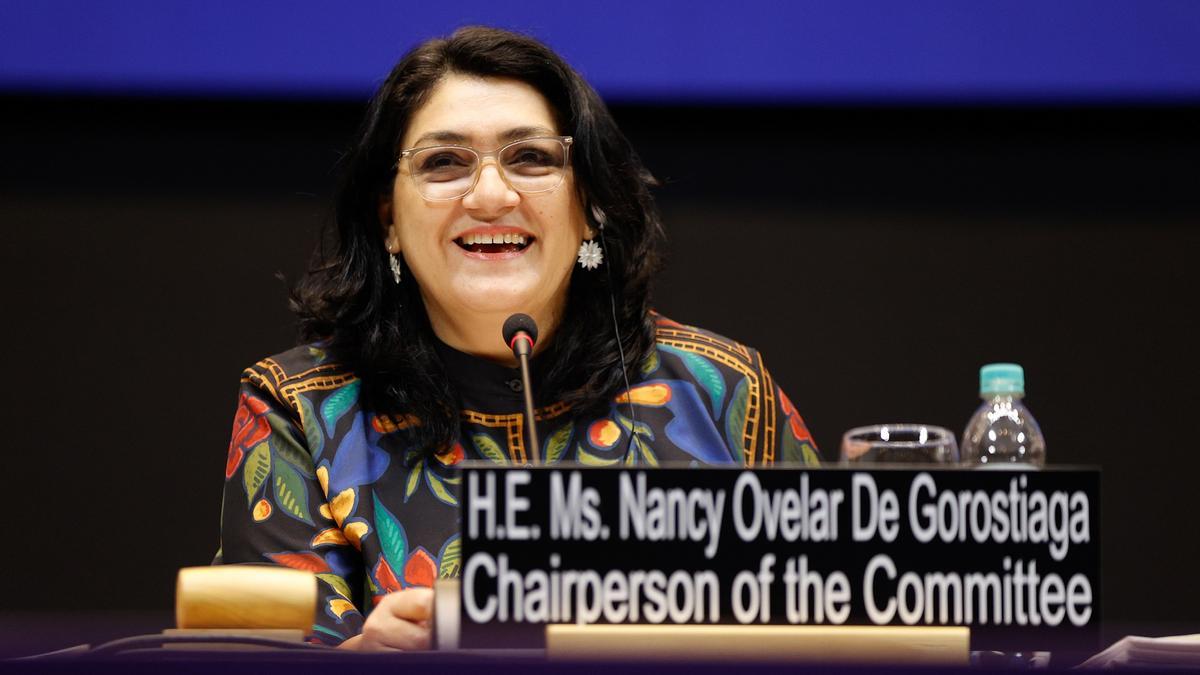 Nancy Ovelar.