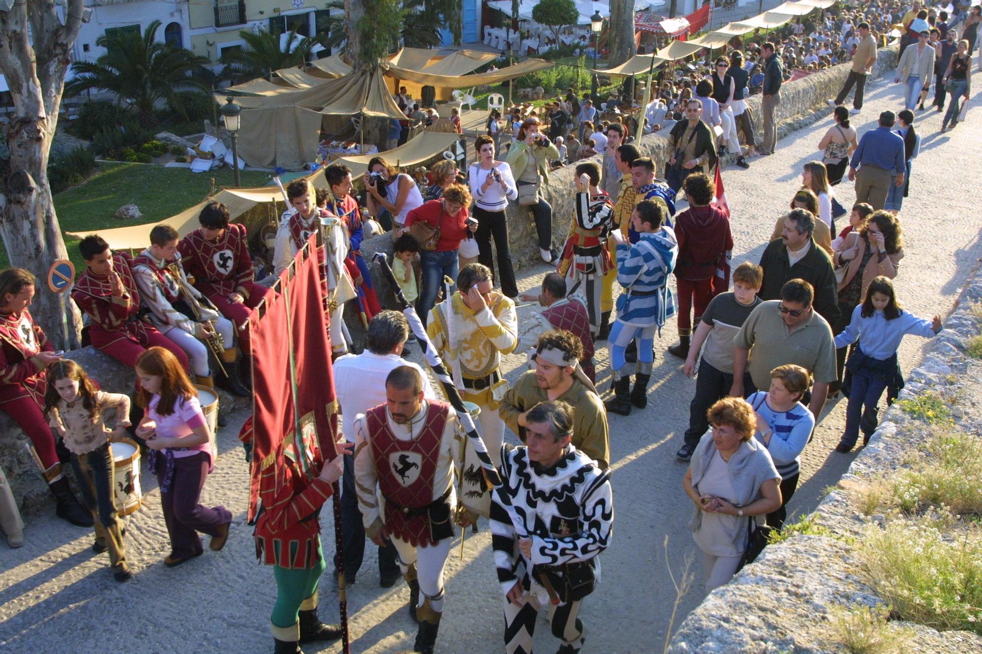 Edición de 2003 de la Feria Medieval de Ibiza..jpg