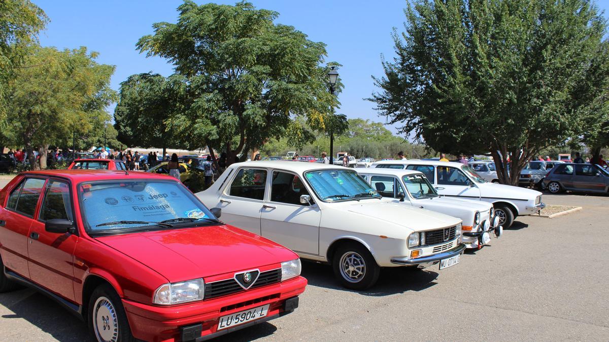 Concentración de coches clásicos en Antequera