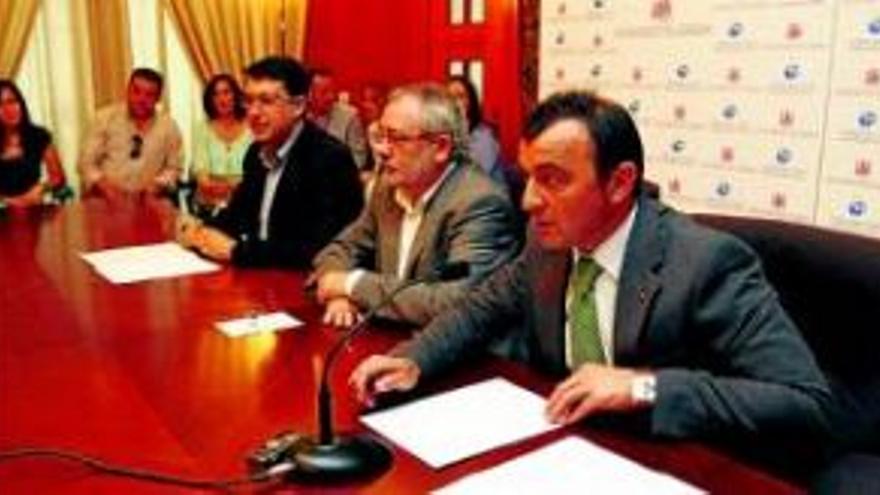 Ocaña y Blanco escenifican la estabilidad en la nueva etapa del gobierno municipal