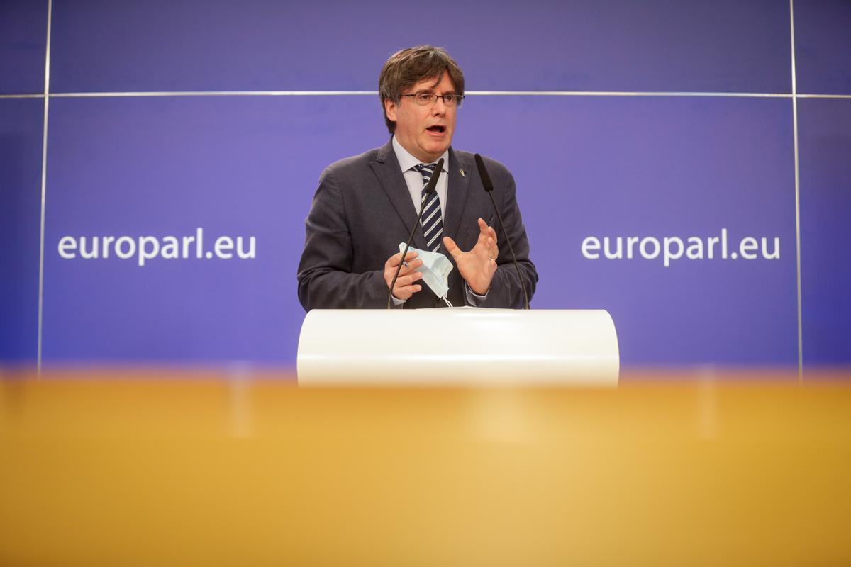 Bruselas abre la puerta a la entrega a España de Puigdemont