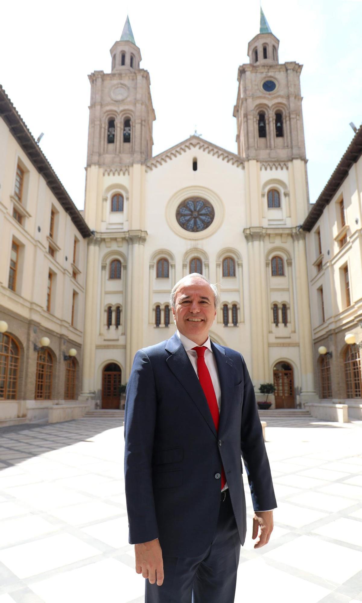 Azcón, momentos antes de la entrevista con El Periódico de Aragón.