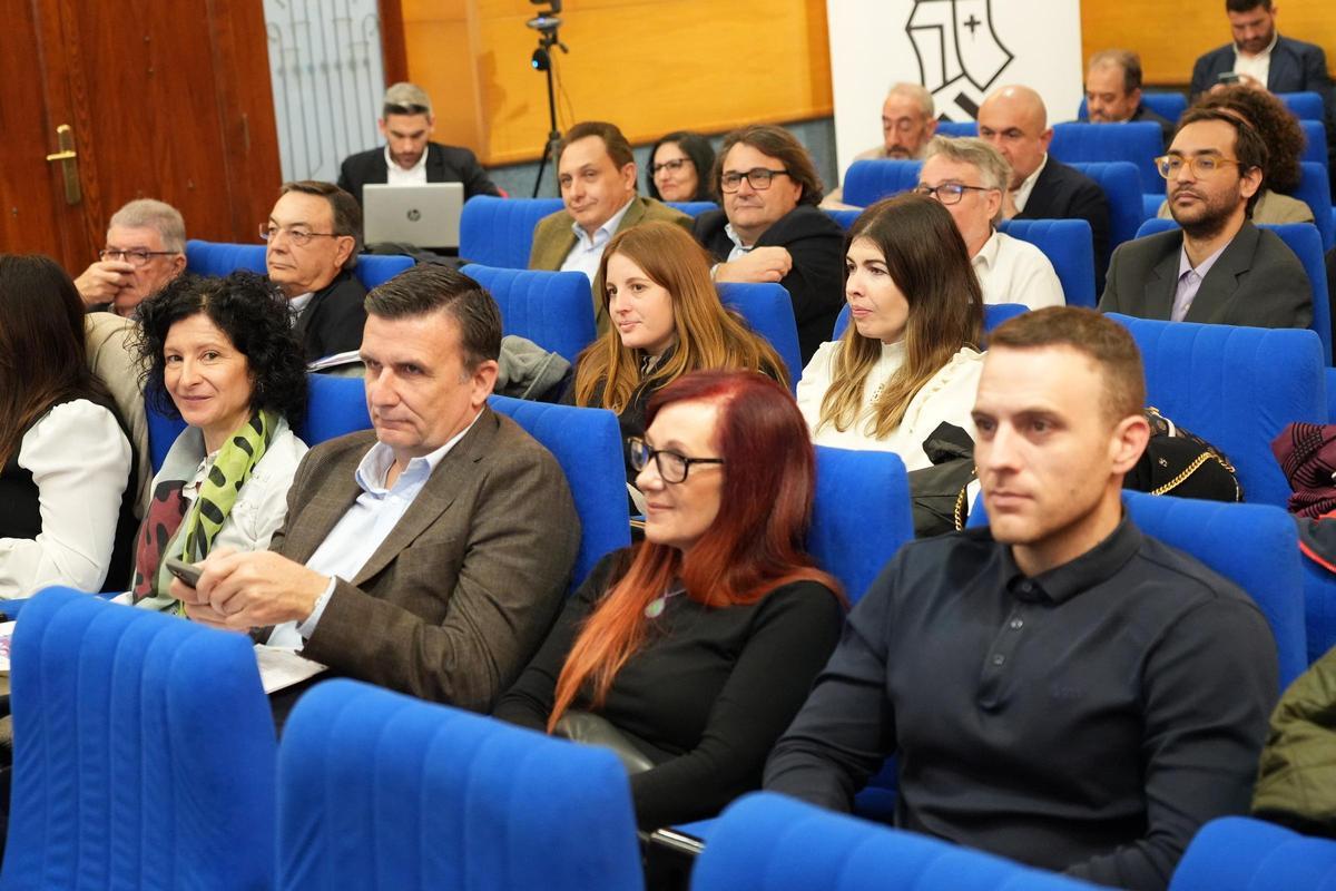 Cerca de medio centenar de personas han participado en la cita