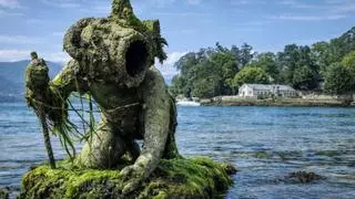 El misterio que emerge del mar: la playa gallega en la que los buzos del capitán Nemo reaparecen cuando baja la marea