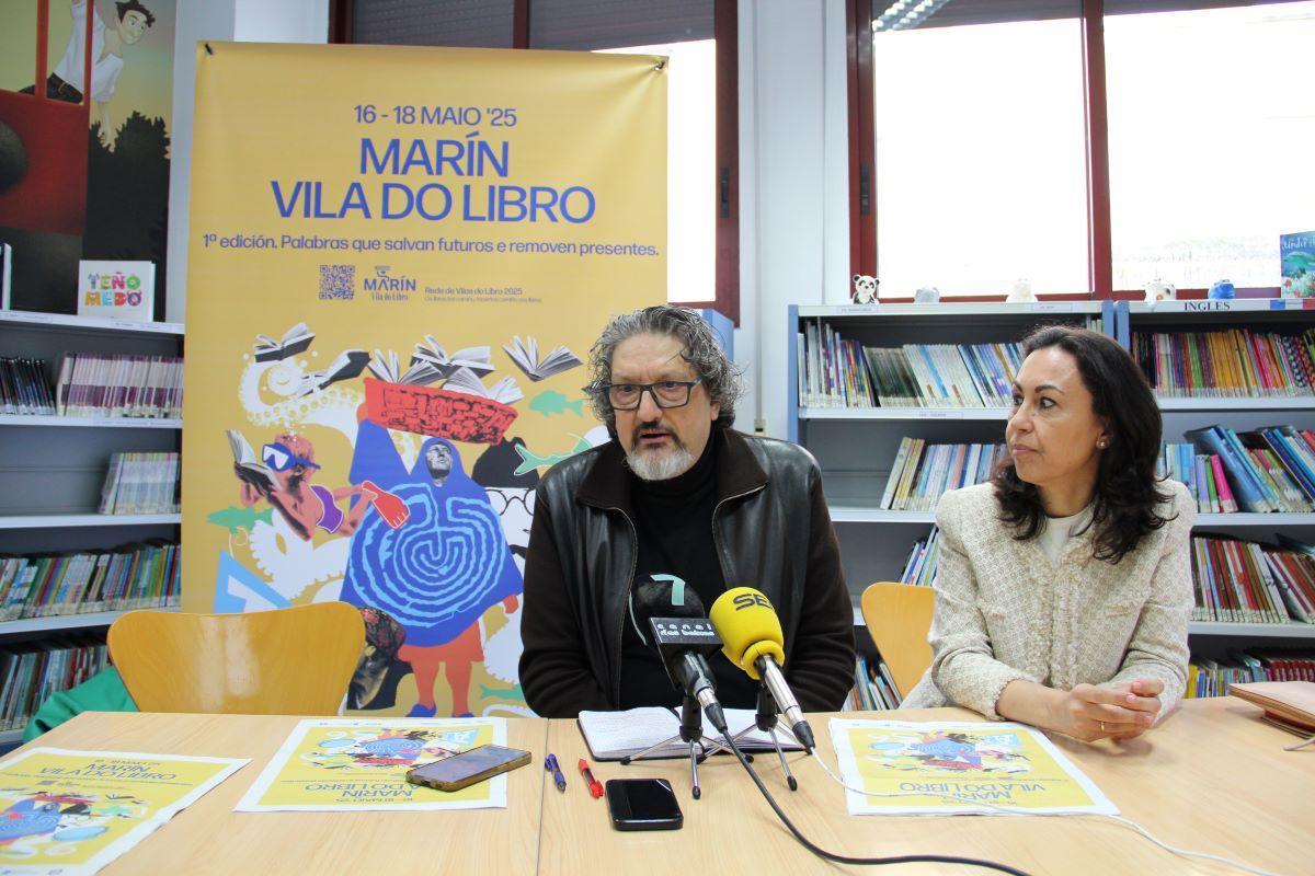A programación foi presentada na Biblioteca Pública Vidal Pazos por parte da alcaldesa, María Ramallo, e o director do festival, Enric Bono.