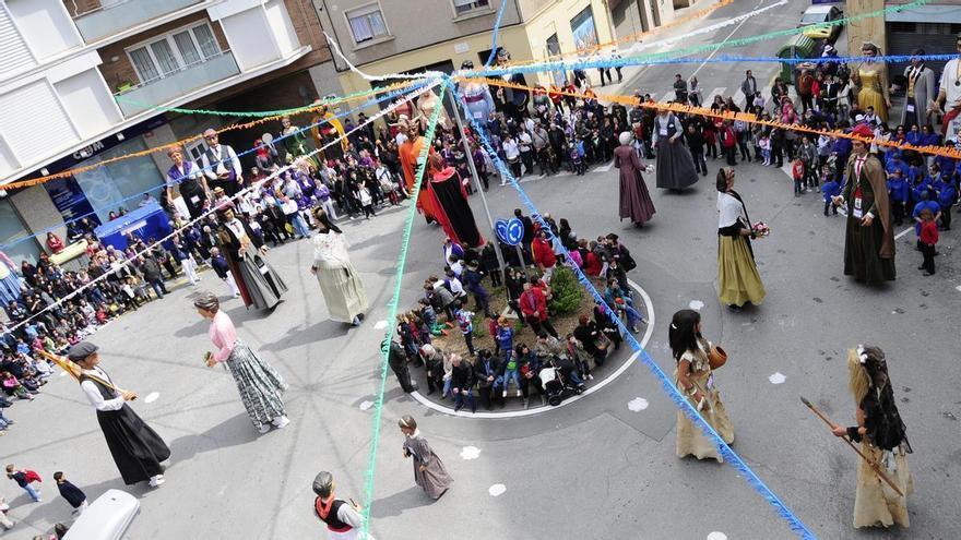 El barri del Poble Nou de Manresa ofereix aquest divendres la tradicional cantada d’havaneres