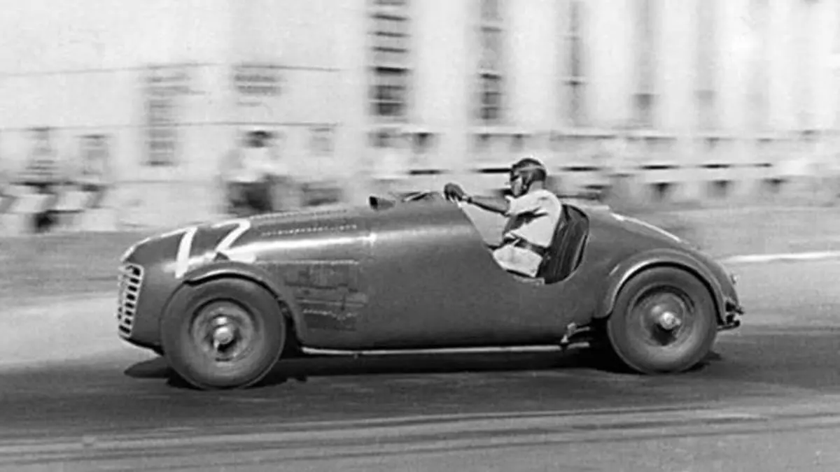 ¿Cuál fue el primer Ferrari de la historia?