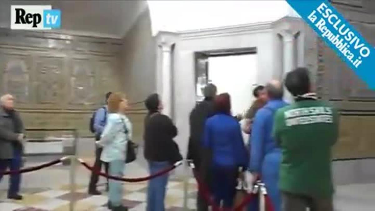 Una pareja de turistas italianos graba el ataque yihadista en el Museo del Bardo de Túnez.