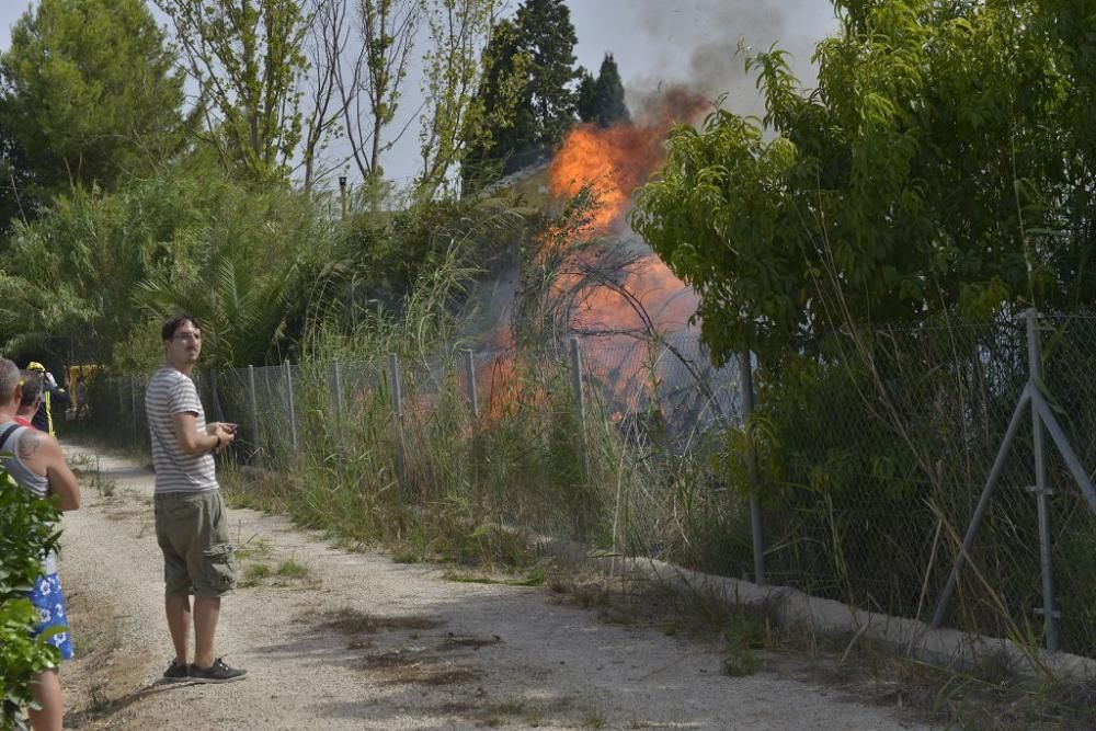 Incendio de matorral en Cabezo de Torres