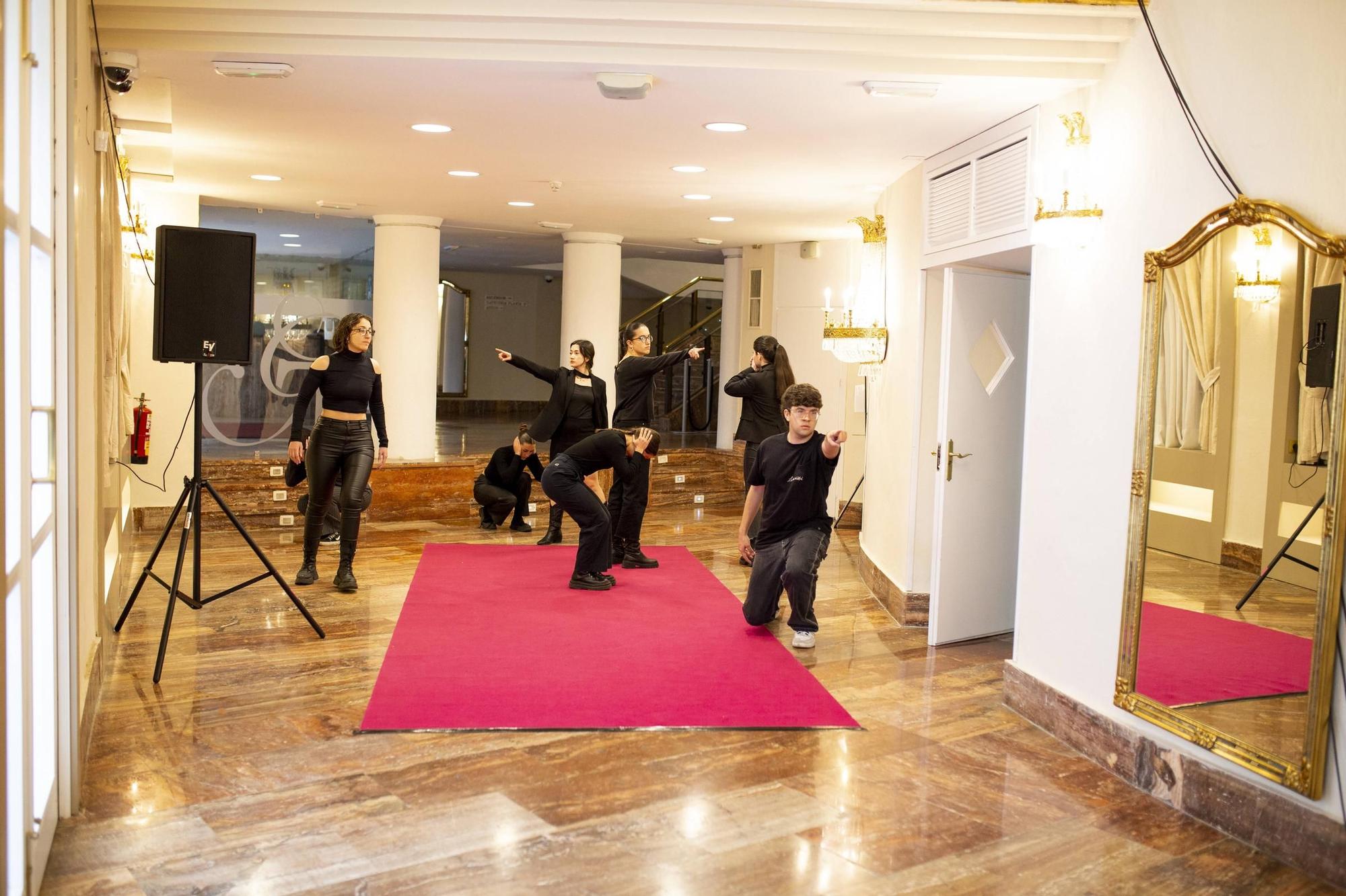 Galería | El Día Mundial del Teatro reivindica la importancia de la cultura en Cáceres