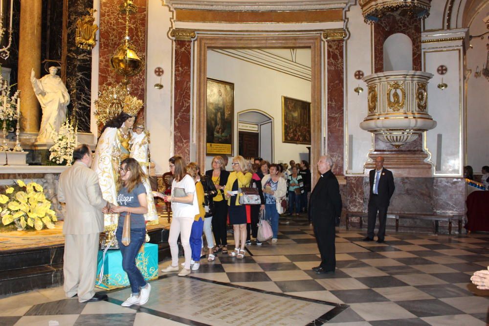 Noche del Besamano de la Virgen