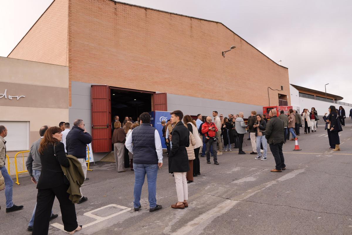 FOTOGALERÍA | El acto de Feijóo y Guardiola en Lobón, en imágenes