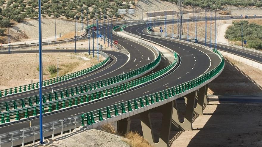 La Junta trabaja en los estudios geotécnicos de la Autovía del Olivar a su paso por Córdoba