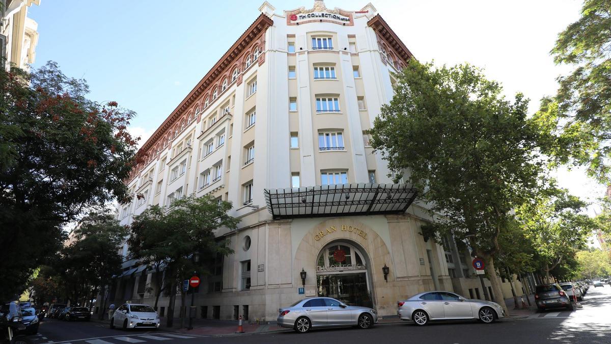Imagen de archivo del Gran Hotel de Zaragoza, donde varios transeúntes interceptaron al atracador.