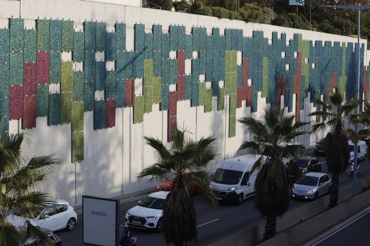 Barcelona omplirà rondes i túnels de plaques fotovoltaiques