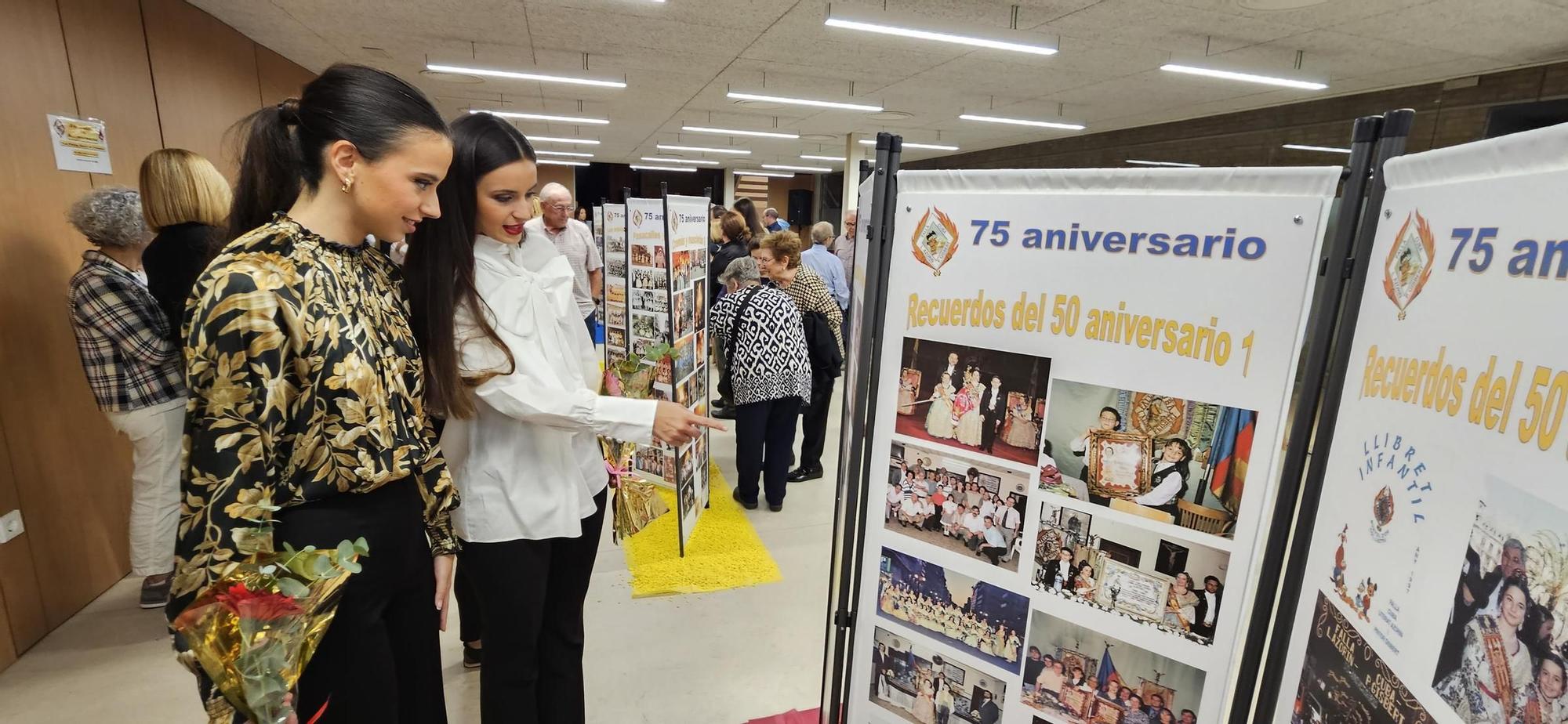 La fiesta del 75 aniversrio de Cuba-Literato Azorín