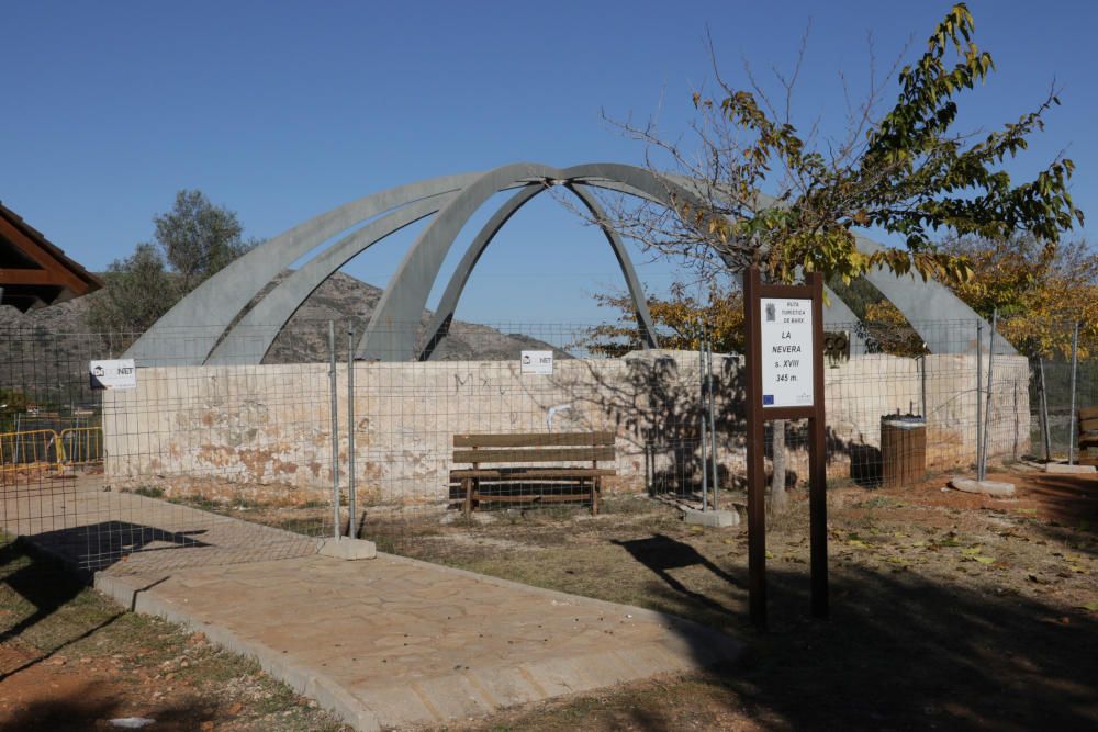 Hallazgo de la antigua entrada a la Nevera de Barx