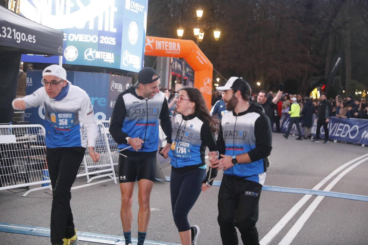 EN IMÁGENES: Así fue la San Silvestre 2025 de Oviedo