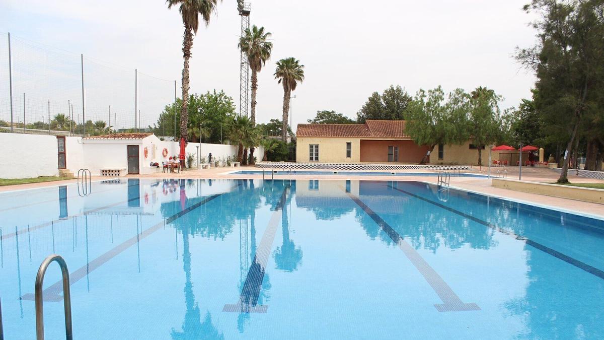 Piscina municipal de Cheste.