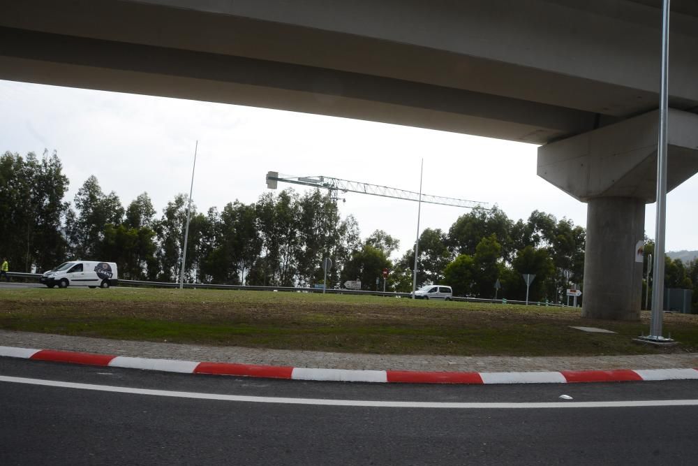 Las obras en el acceso a la autovía y también en Rande // Gonzalo Núñez