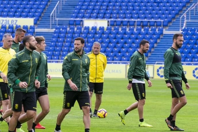 19.01.19. Las Palmas de Gran Canaria. Fútbol segunda división temporada 2018-19. Entrenamiento de la UD Las Palmas en el Estadio de Gran Canaria. Foto Quique Curbelo