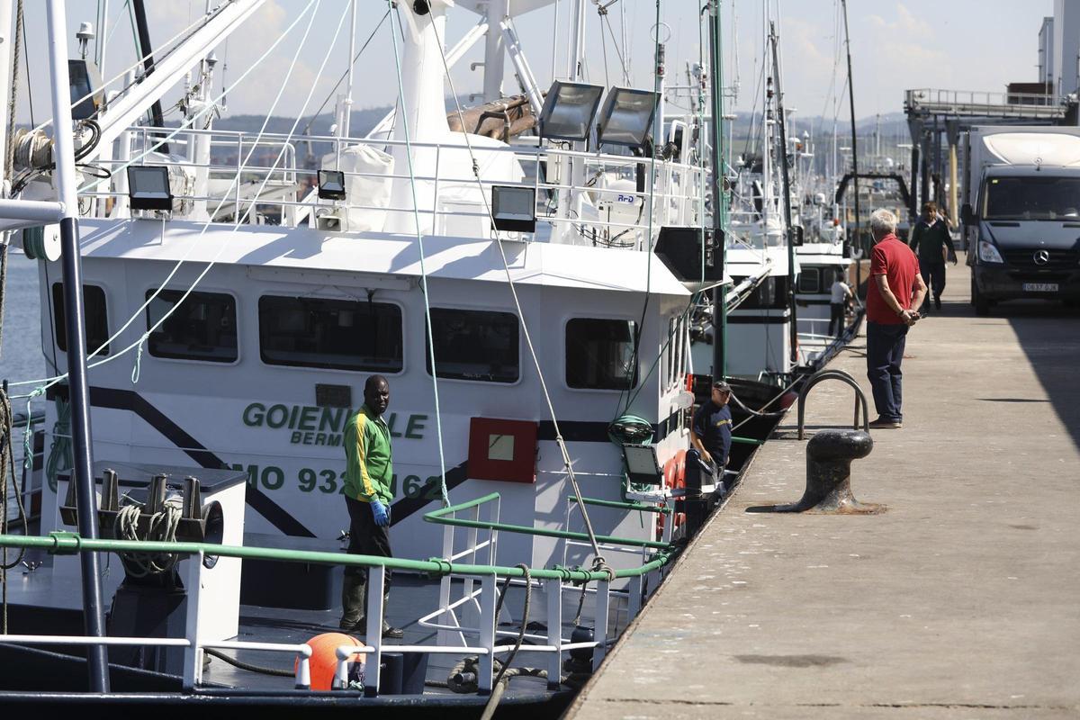 Barcos de pesca en Avilés, en una imagen de archivo.