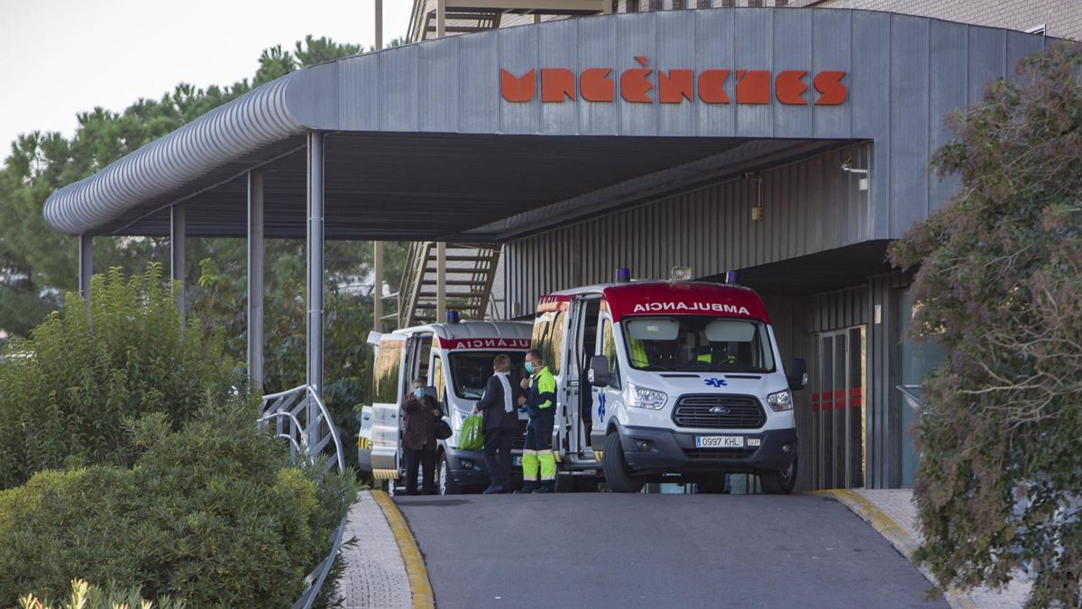 Urgencias del Hospital Lluís Alcanyís, en Xàtiva.